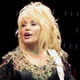 Dolly Parton: Anti-gay Christians are 'sinners'